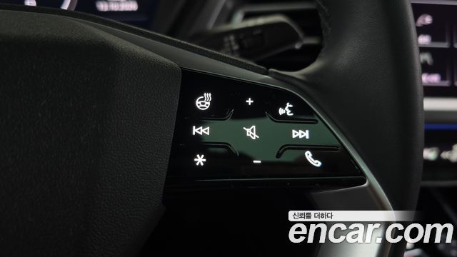 Audi Q4 e-tron (F4) 45 Premium 2025 — фото 18
