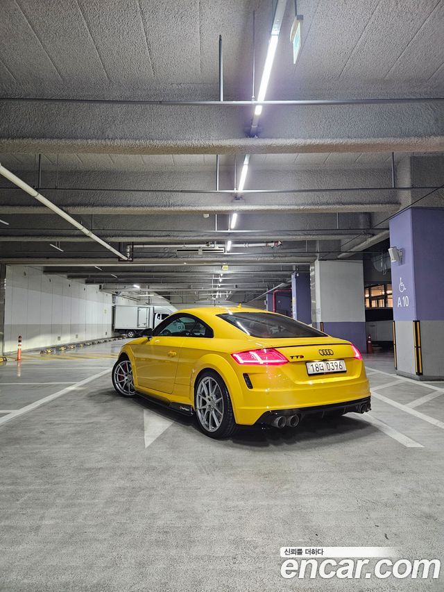 Audi TTS (8S) Coupe 2,0 TFSI Quattro 2016 — фото 2