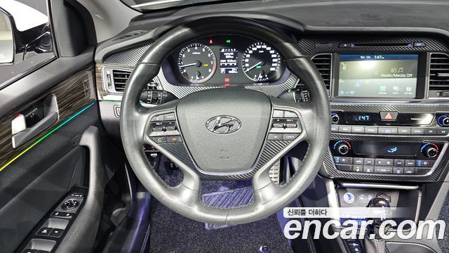 Hyundai Sonata (LF) 2.0 Smart 2015 — фото 13