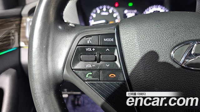 Hyundai Sonata (LF) 2.0 Smart 2015 — фото 18
