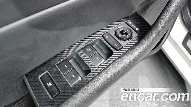 Hyundai Sonata (LF) 2.0 Smart 2015 — фото 20