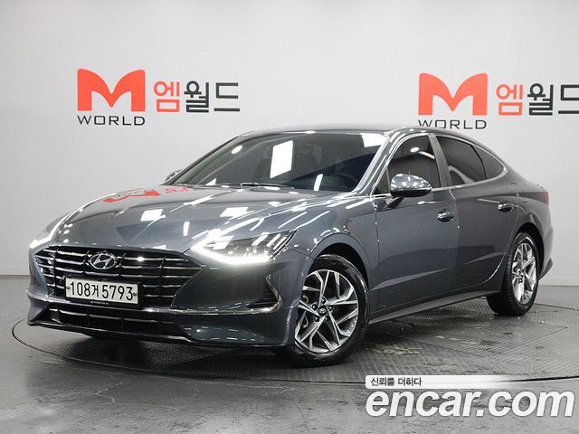 Hyundai Sonata (DN8) 2.0 Premium Family