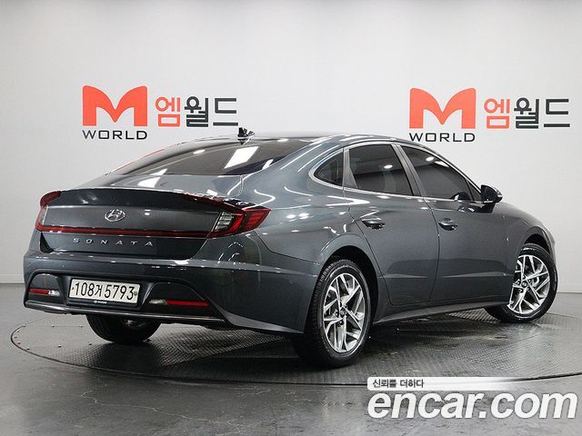 Hyundai Sonata (DN8) 2.0 Premium Family 2021 — фото 3