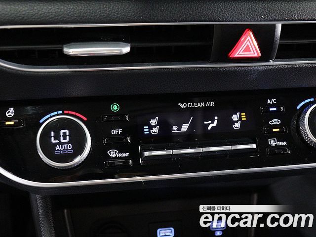 Hyundai Sonata (DN8) 2.0 Premium Family 2021 — фото 10