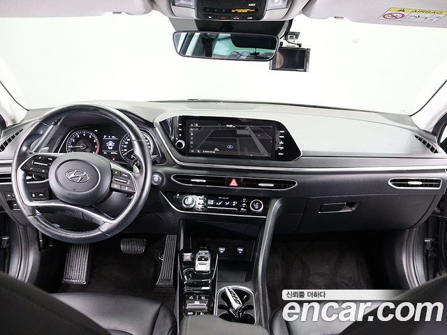 Hyundai Sonata (DN8) 2.0 Premium Family 2021 — фото 18