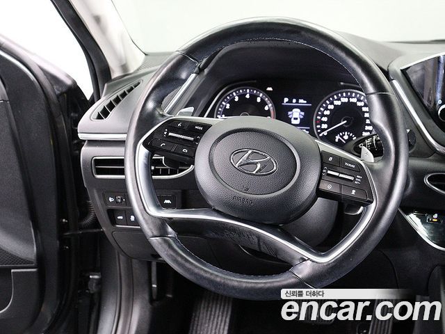 Hyundai Sonata (DN8) 2.0 Premium Family 2021 — фото 19