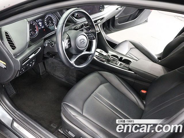 Hyundai Sonata (DN8) 2.0 Premium Family 2021 — фото 21