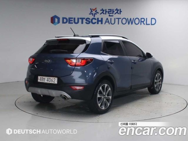 Kia Stonic 1.4 Prestige 2018 — фото 2