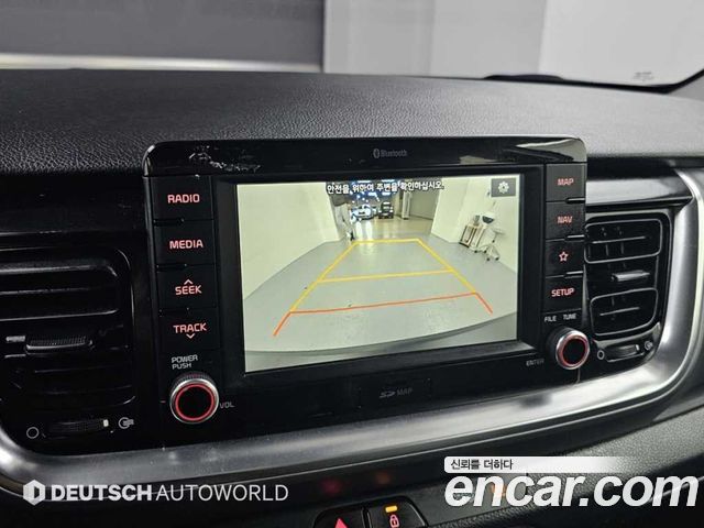 Kia Stonic 1.4 Prestige 2018 — фото 19