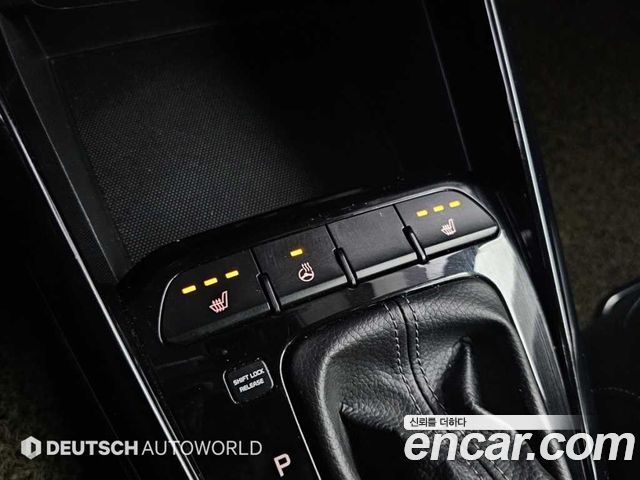 Kia Stonic 1.4 Prestige 2018 — фото 21