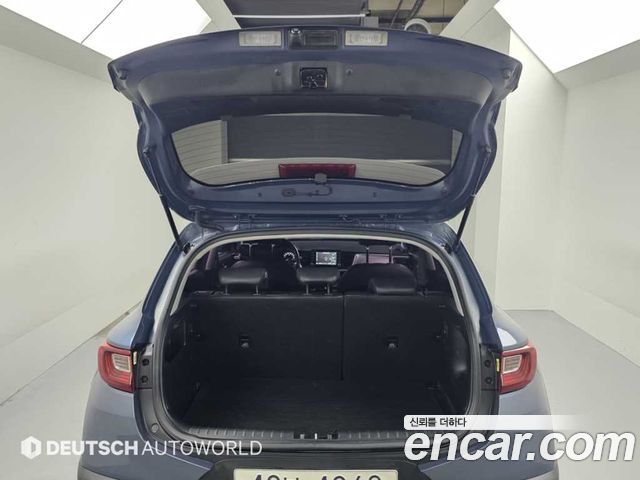 Kia Stonic 1.4 Prestige 2018 — фото 23