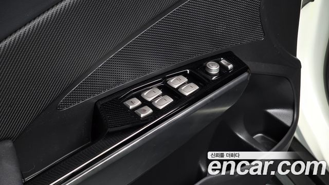 KG Mobility (SsangYong) Tivoli Armor Diesel VX 4WD 2018 — фото 16