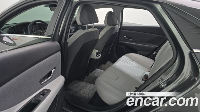 Hyundai Avante (CN7) 1.6 Inspiration 2023 — фото 12