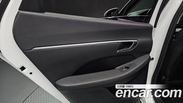 Hyundai Sonata (DN8) 2.0 LPG(rental car) Style 2021 — фото 25
