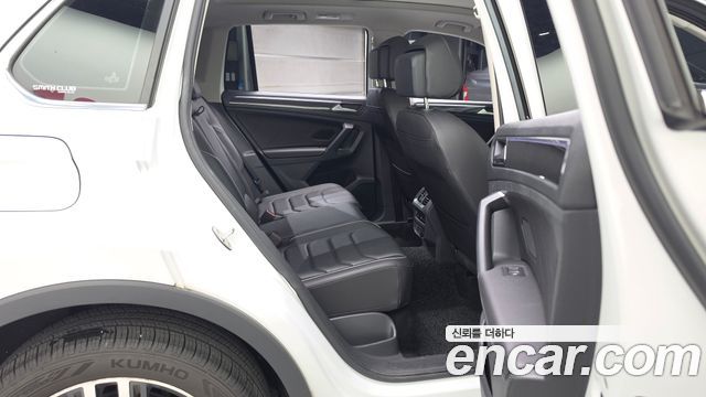 Volkswagen Tiguan (II) 2.0 TDI 4Motion Prestige 2023 — фото 12
