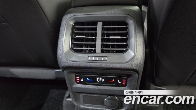 Volkswagen Tiguan (II) 2.0 TDI 4Motion Prestige 2023 — фото 18