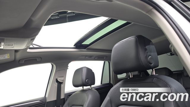 Volkswagen Tiguan (II) 2.0 TDI 4Motion Prestige 2023 — фото 19