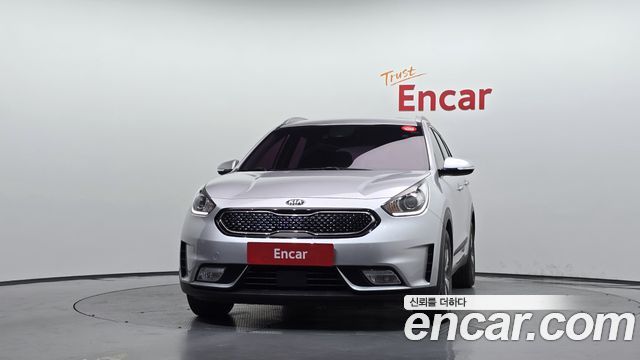 Kia Niro Prestige 2018 — фото 3