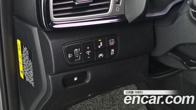 Kia Niro Prestige 2018 — фото 28