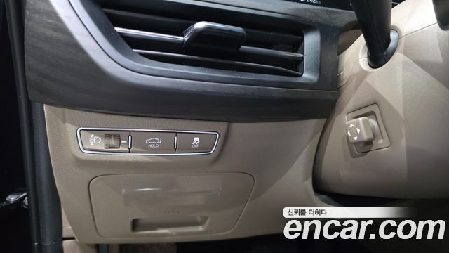 Kia K8 2.5 Gasoline 2WD Noblesse 2022 — фото 28