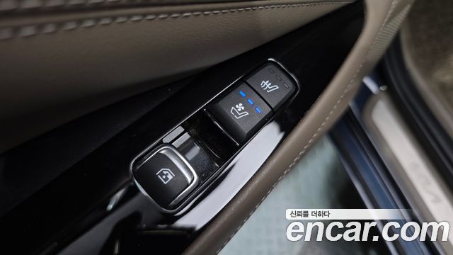 Kia K8 2.5 Gasoline 2WD Noblesse 2022 — фото 30