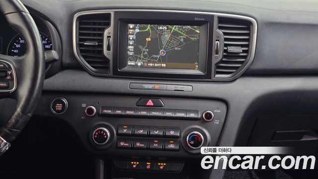 Kia Sportage (IV) Diesel 2WD Prestige 2016 — фото 15