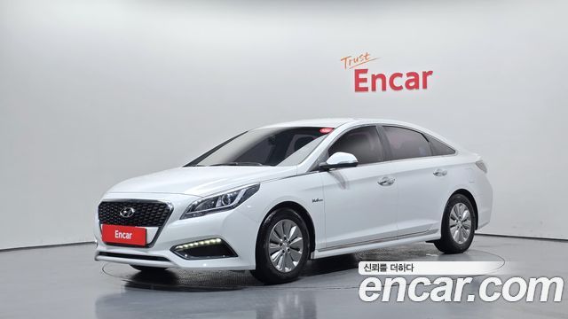 Hyundai Sonata Hybrid (LF) 2.0 HEV Modern