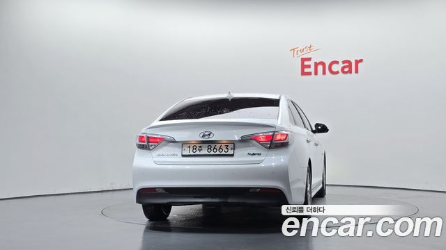 Hyundai Sonata Hybrid (LF) 2.0 HEV Modern 2015 — фото 4