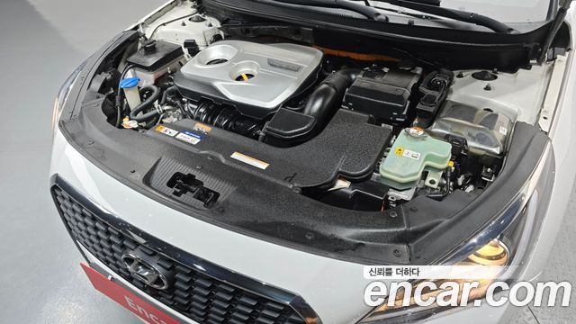 Hyundai Sonata Hybrid (LF) 2.0 HEV Modern 2015 — фото 6