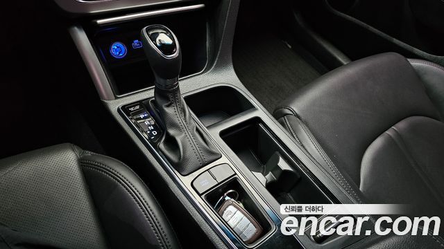 Hyundai Sonata Hybrid (LF) 2.0 HEV Modern 2015 — фото 9