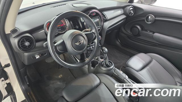 MINI Cooper Standard Third Generation 2018 — фото 7