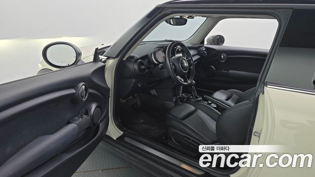 MINI Cooper Standard Third Generation 2018 — фото 10