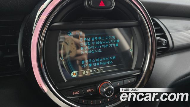 MINI Cooper Standard Third Generation 2018 — фото 13