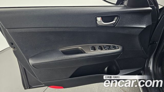Kia K5 (II) 2.0 Luxury 2020 — фото 24
