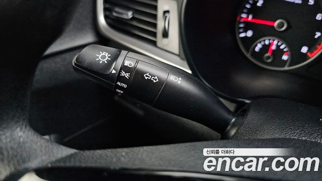Kia K5 (II) 2.0 Luxury 2020 — фото 27