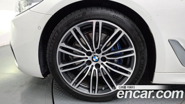 BMW 5 Series (G30) 530i M Sport Package Plus 2019 — фото 5