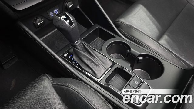 Hyundai Tucson Diesel 2.0 2WD Style 2017 — фото 9