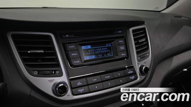 Hyundai Tucson Diesel 2.0 2WD Style 2017 — фото 15
