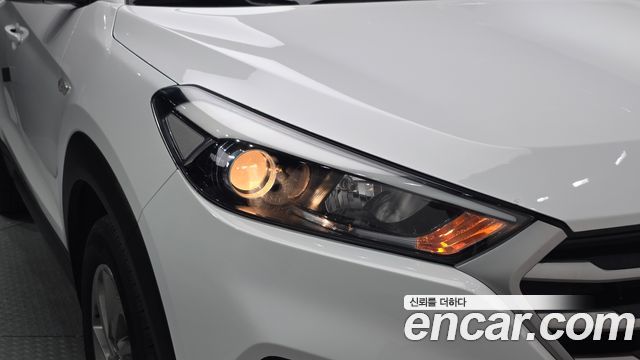 Hyundai Tucson Diesel 2.0 2WD Style 2017 — фото 22