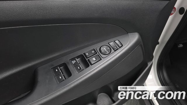 Hyundai Tucson Diesel 2.0 2WD Style 2017 — фото 29