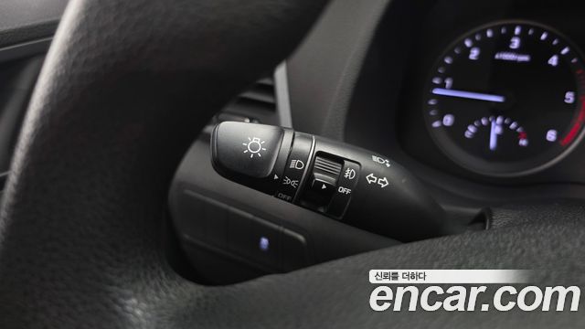 Hyundai Tucson Diesel 2.0 2WD Style 2017 — фото 30