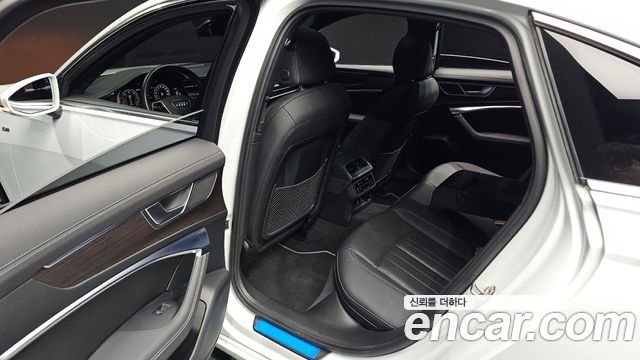 Audi A6 (C8) 45 TDI Quattro Premium 2022 — фото 12