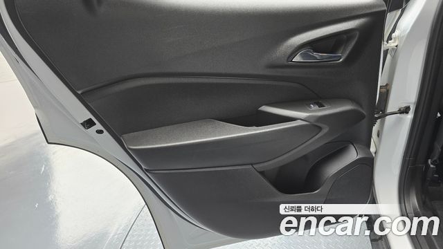 Chevrolet Trax Crossover 1.2 ACTIV 2024 — фото 31
