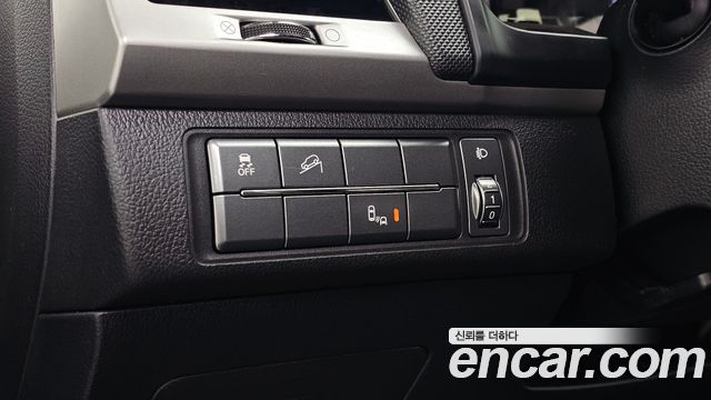 KG Mobility (SsangYong) Rexton Sports Diesel 2.2 4WD Prestige 2018 — фото 17