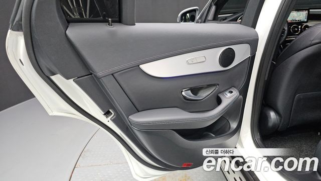 Mercedes-Benz GLC-Class (X253) GLC300e 4MATIC 2021 — фото 25