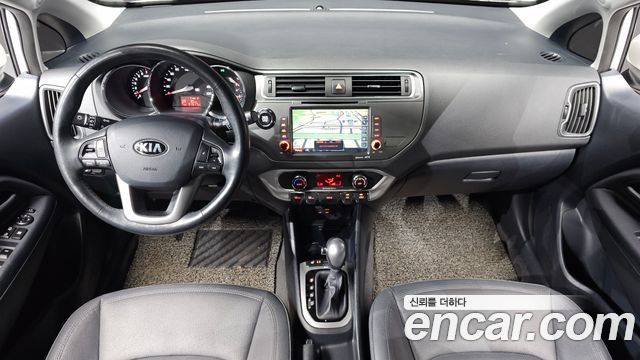 Kia Pride 5DR 1.4 MPI Trendy 2016 — фото 7