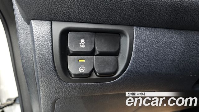 Kia Pride 5DR 1.4 MPI Trendy 2016 — фото 16
