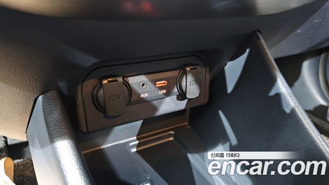 Kia Pride 5DR 1.4 MPI Trendy 2016 — фото 17
