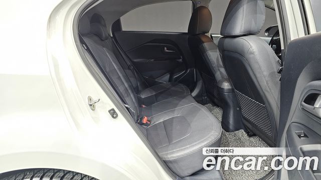 Kia Pride 5DR 1.4 MPI Trendy 2016 — фото 27
