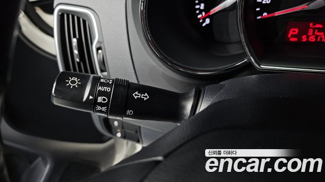 Kia Pride 5DR 1.4 MPI Trendy 2016 — фото 31